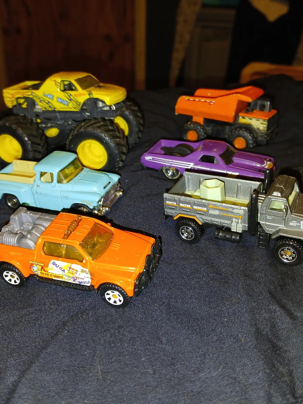 L9l 6-Piece Vintage Lot  Die-Cast Truck & Utility Vehicle Matchbox Hot Wheels